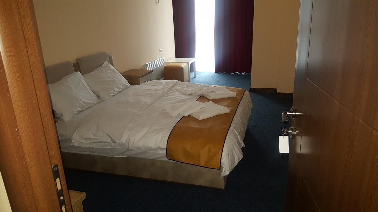 Hotel Panorama City Delcevo ภายนอก รูปภาพ