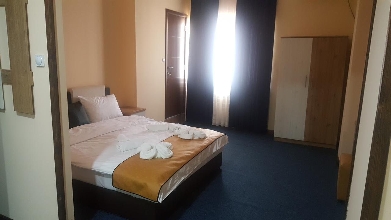 Hotel Panorama City Delcevo ภายนอก รูปภาพ